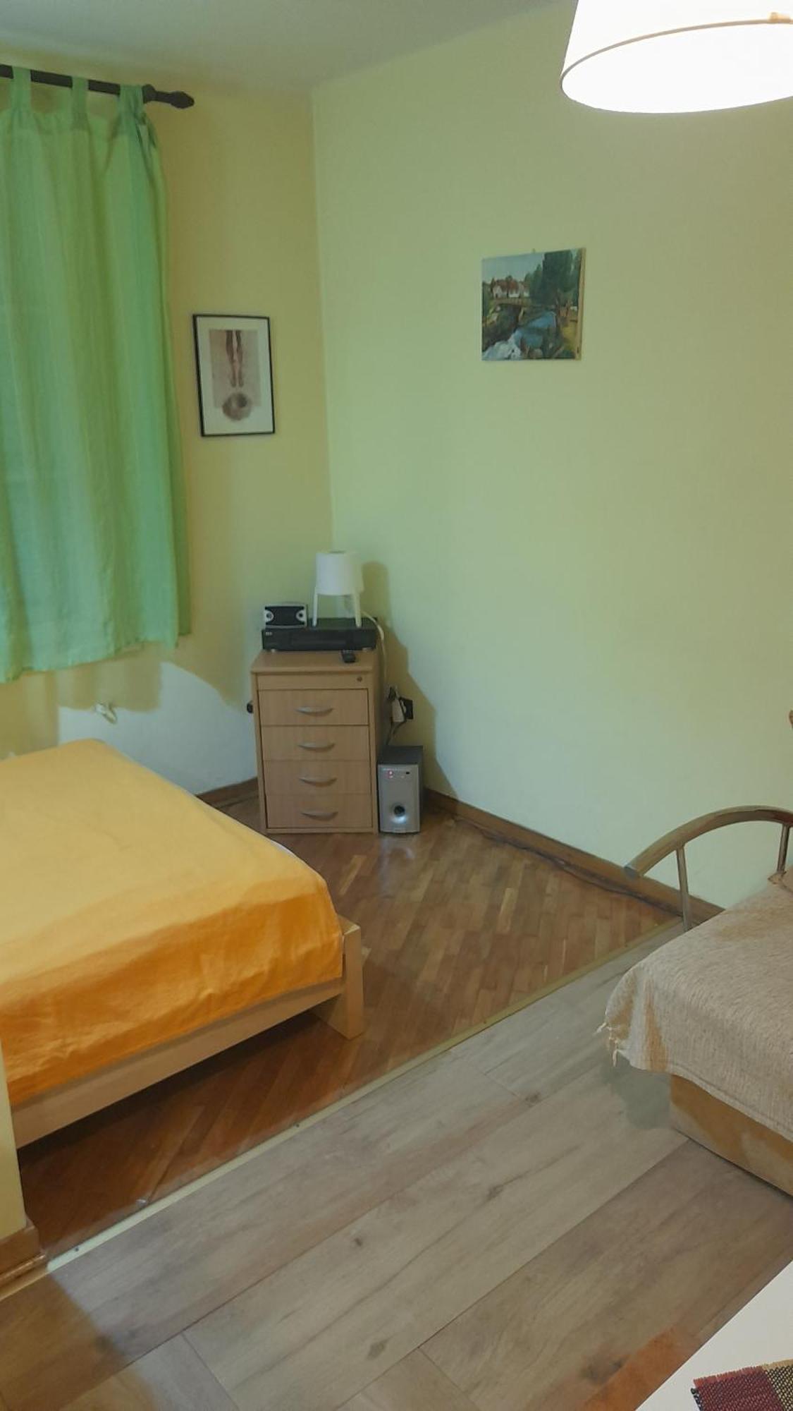 Vracar Krunska Jamiva * Belgrad